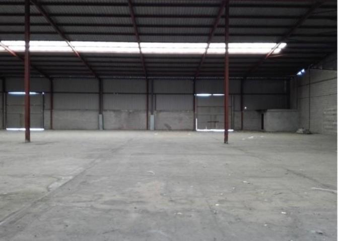 Local comercial en venta en Villarreal photo 0