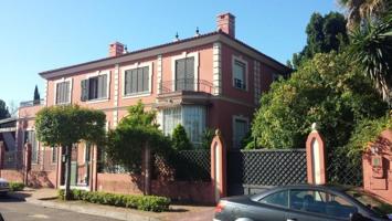 Chalet en venta en Bormujos, El Zaudín - Club de Golf photo 0