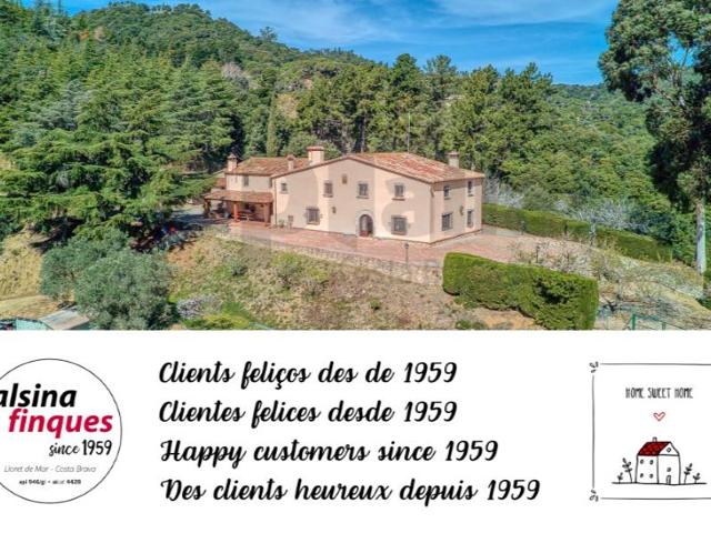 Chalet en venta en Tordera photo 0