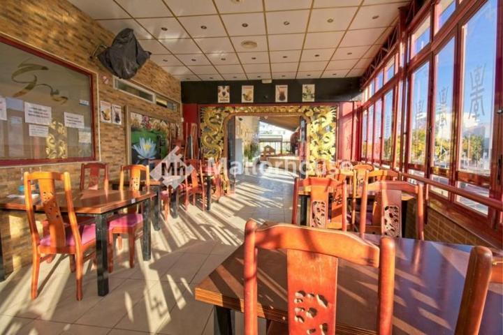 Local comercial en venta en Alcúdia, Puerto Alcudia photo 0