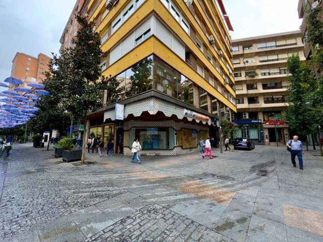 Local comercial en venta en Talavera de la Reina, CASCO ANTIGUO photo 0