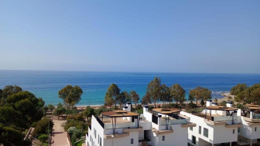 Atico Duplex en venta en Villajoyosa, 1a linea photo 0