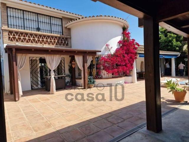 Chalet en venta en Estepona, Costalita photo 0