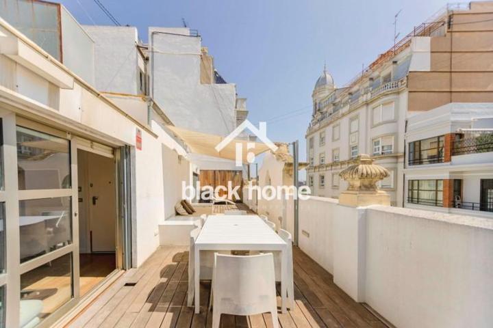 Aticos en venta en Valencia, El Pla del Remei photo 0