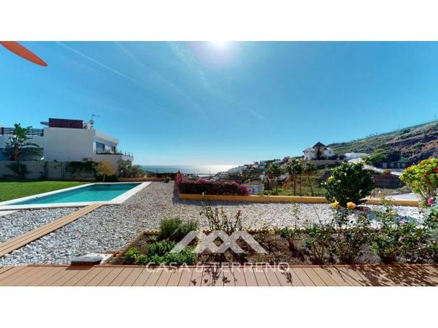 Chalet en venta en Torrox photo 0