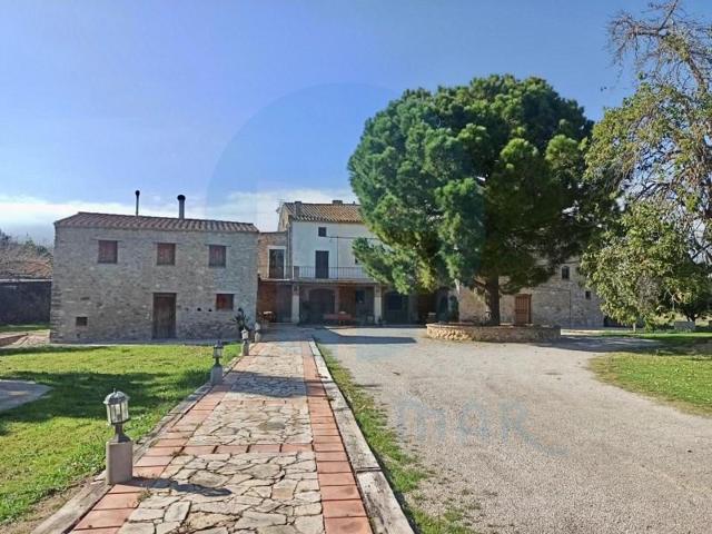 Chalet en venta en Roquetes photo 0