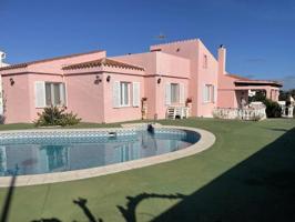 Chalet en venta en Es Castell, Sol del este photo 0