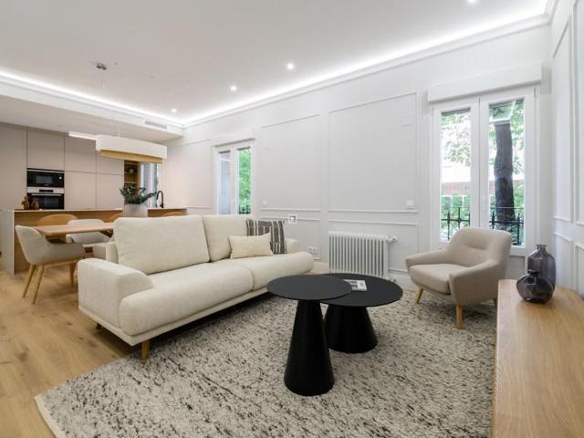 Piso en venta en Madrid photo 0