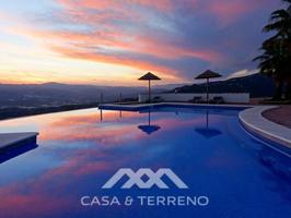 Chalet en venta en Algarrobo photo 0