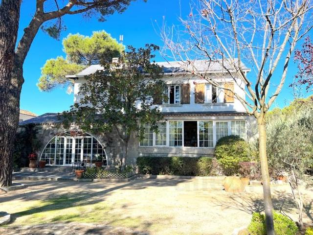 Chalet en venta en Torrelodones photo 0