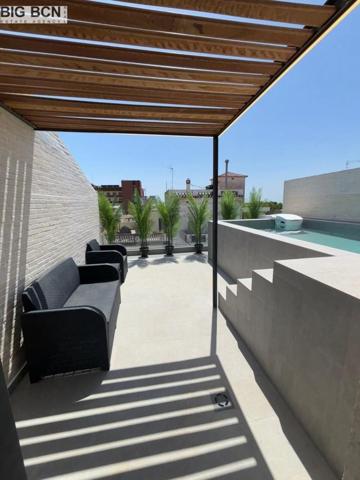 Adosada en venta en Esplugues de Llobregat, Finestrelles photo 0