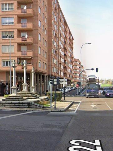 Local comercial en venta en Zamora, Cardenal Cisneros photo 0