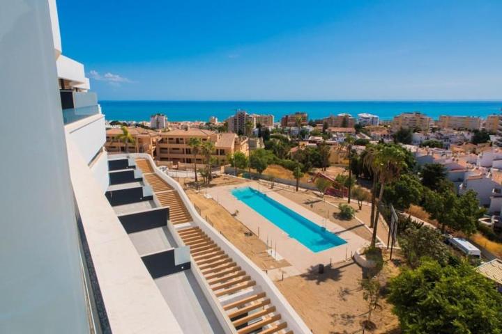 Aticos en venta en Torremolinos, Montemar photo 0