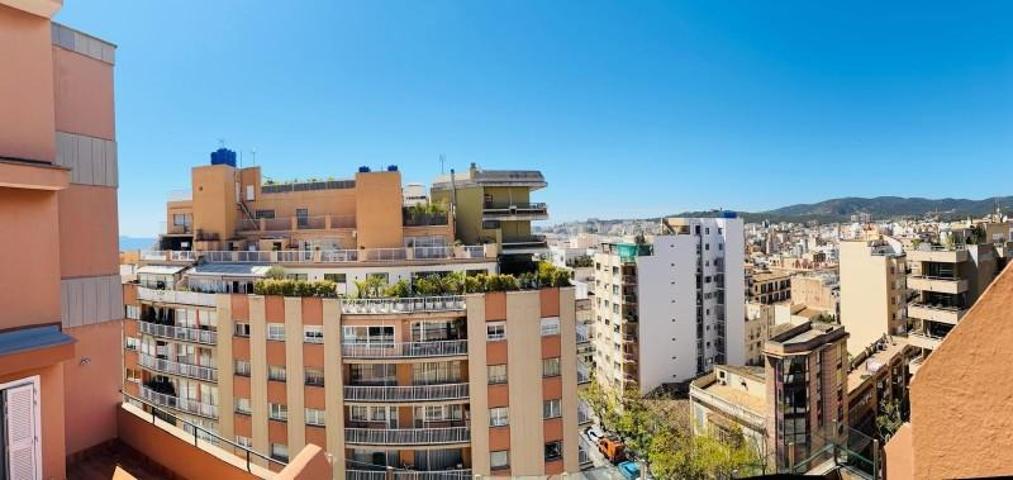 Aticos en venta en Mallorca, Jaime III photo 0