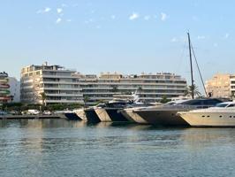 Piso en venta en Eivissa photo 0