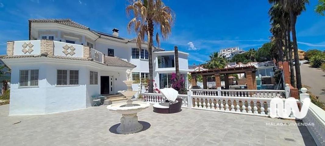 Chalet en venta en Estepona, Urbanizacion Montesol, 29680 photo 0
