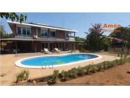 Casa en venta en Sant Quirze del Vallès photo 0