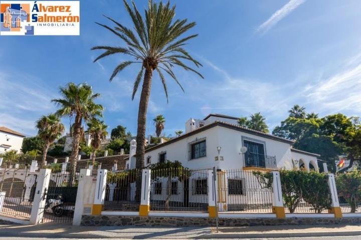 Chalet en venta en Almuñécar, ALMUÑÉCAR photo 0