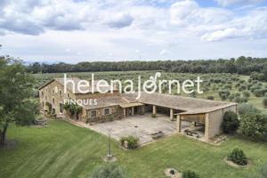 Casa con terreno en venta en Llagostera, Llagostera photo 0