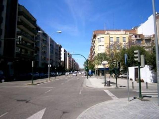 Local comercial en venta en Córdoba, Bulevar Hernán Ruiz photo 0