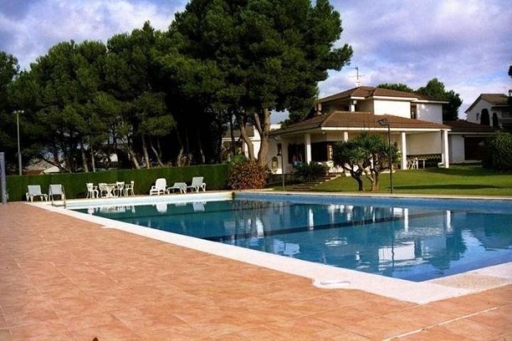 Chalet en venta en El Vendrell, Oasis photo 0