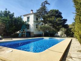 Chalet en venta en Denia photo 0