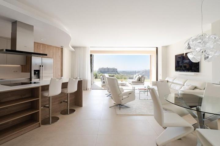 Planta baja en venta en Benahavís, Real de La Quinta photo 0