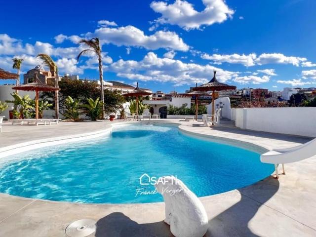 Casa en venta en Benitachell photo 0