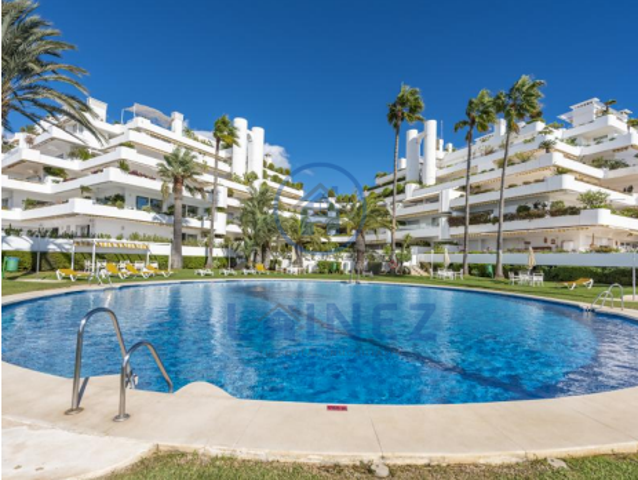 Piso en venta en Marbella, Marbella, Terrazas de Las Lomas photo 0