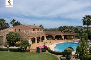 Chalet en venta en Benissa, Benissa photo 0