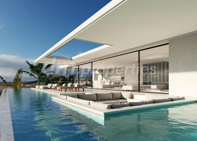 Terreno en venta en Guía de Isora, Abama photo 0