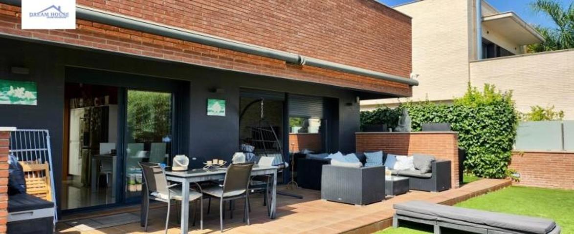 Chalet en venta en Teià, Rials photo 0