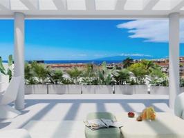 Apartamento en venta en Adeje photo 0