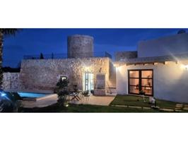 Casa en venta en Felanitx photo 0