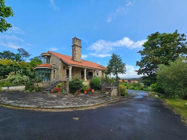 Chalet en venta en Teo photo 0