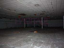 Local comercial en venta en L'Eliana, Zona Pueblo photo 0