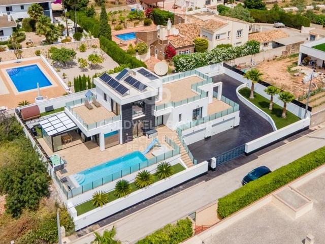 Chalet en venta en Calpe photo 0