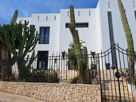 Chalet en venta en Santanyí photo 0