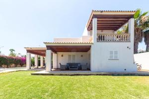 Chalet en venta en Santanyí, Cala d´or photo 0