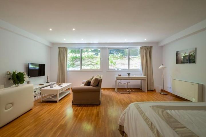 Piso en venta en Barcelona, Sarrià photo 0