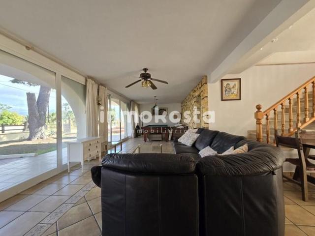 Chalet en venta en Alfaz del Pi, Carrer Paradís, 03581 photo 0