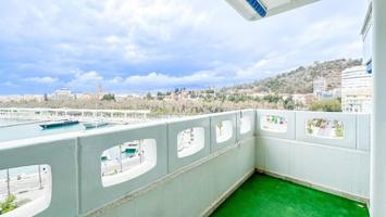 Piso en venta en Málaga, La Malagueta photo 0