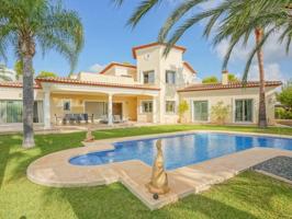 Chalet en venta en Benissa photo 0