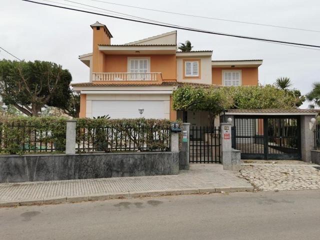Chalet en venta en Muro, Ca n Picafort photo 0