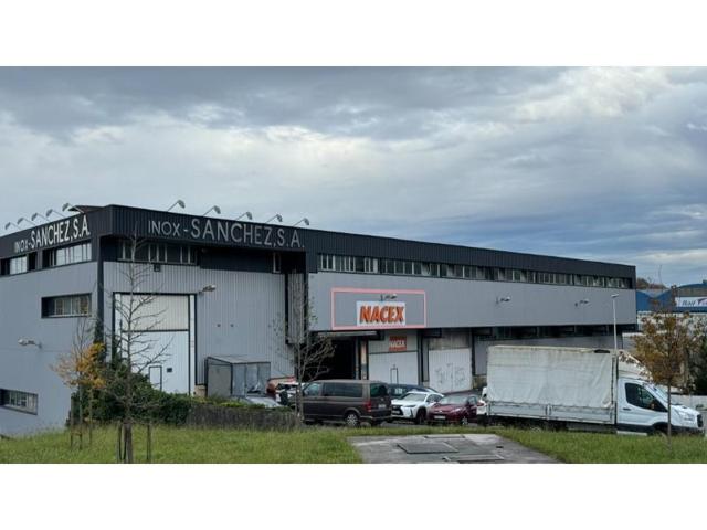 Nave industrial en venta en Irun photo 0