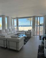 Piso en venta en Calvia, Palmanova photo 0