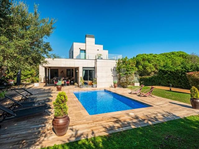 Casa en venta en Palafrugell photo 0