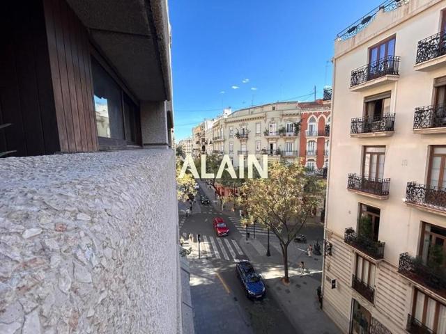 Piso en venta en Valencia, El Pla del Remei photo 0