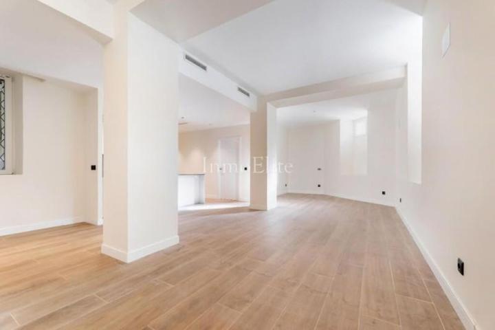 Piso en venta en Madrid photo 0