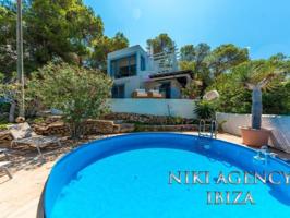 Casa en venta en Sant Josep de sa Talaia, Cala Moli photo 0
